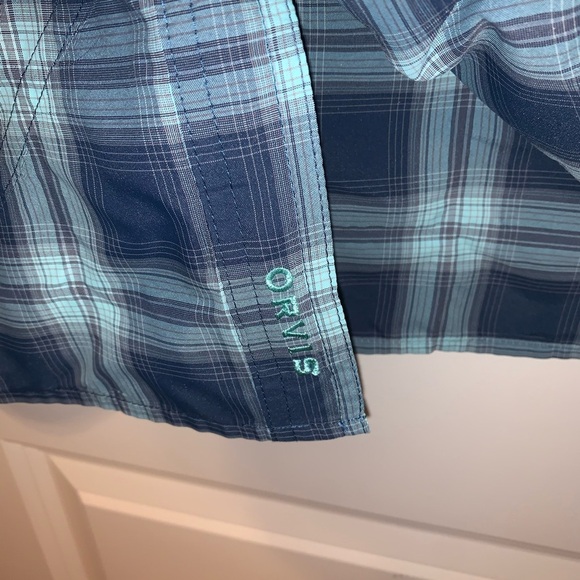 Orvis Men's Blue Plaid Shirt - Picture 3 of 5